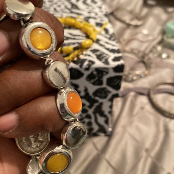 Set of six bracelets four stretch - Picture 7 of 7